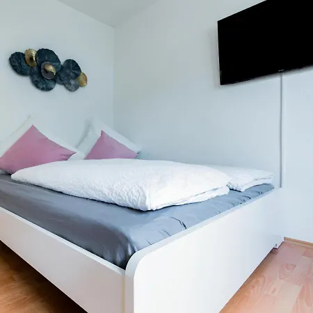 Helles In Top-lage Mit Parkplatz Apartment *